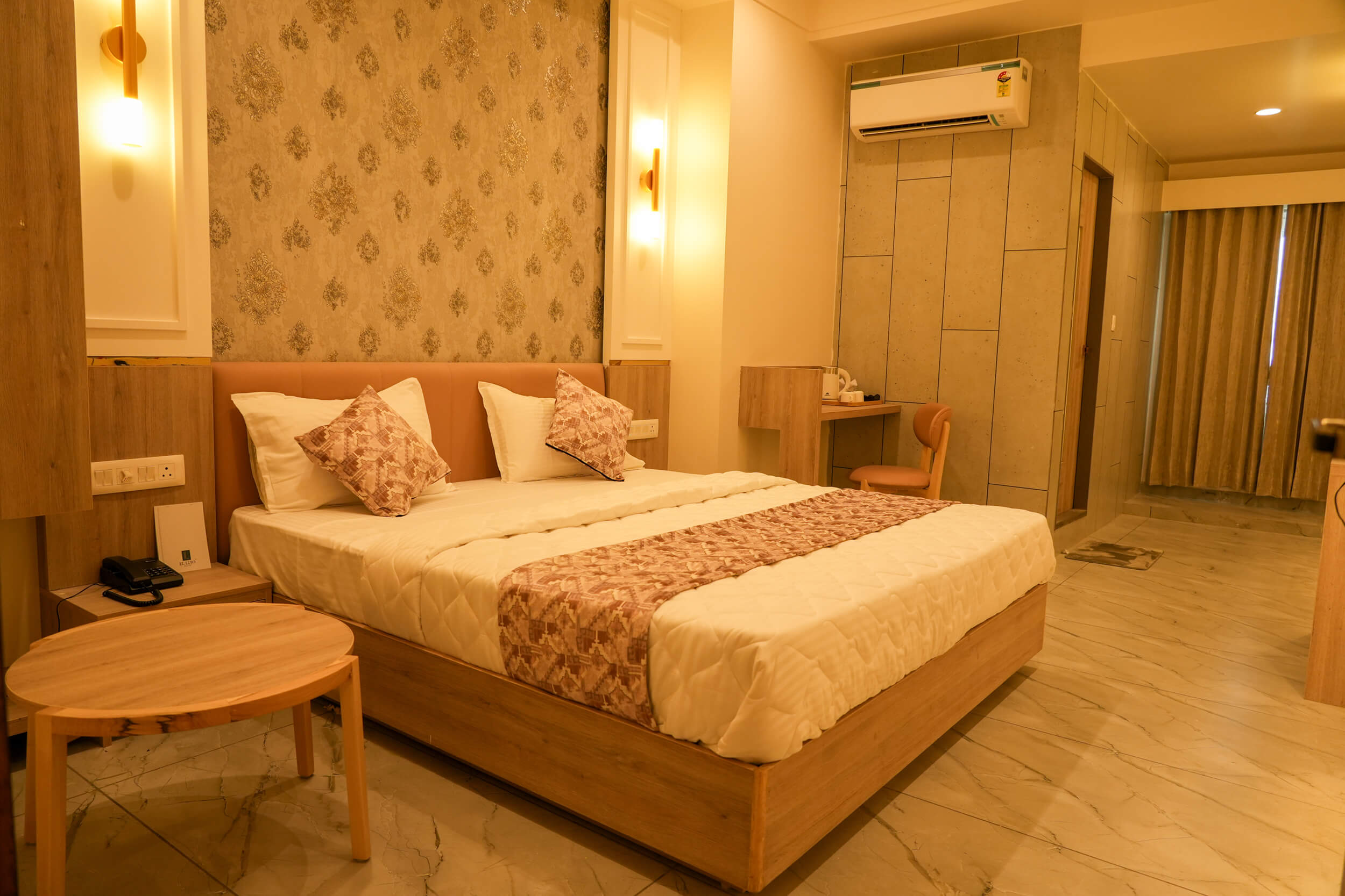 Cosy Room Hotel El Lujo